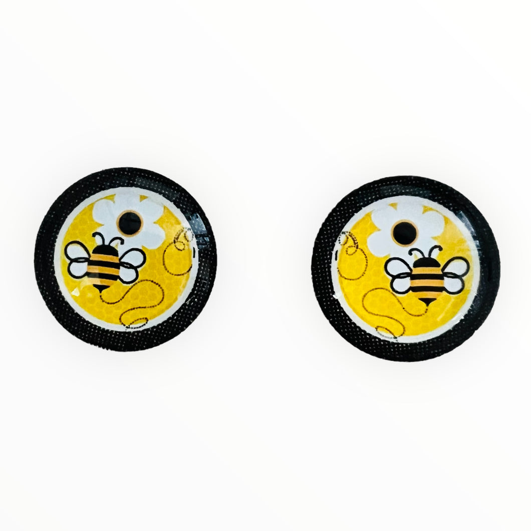 20mm Bumble Bee with Background image in Glass, Glue on, Glass Gem, Sold in Pairs