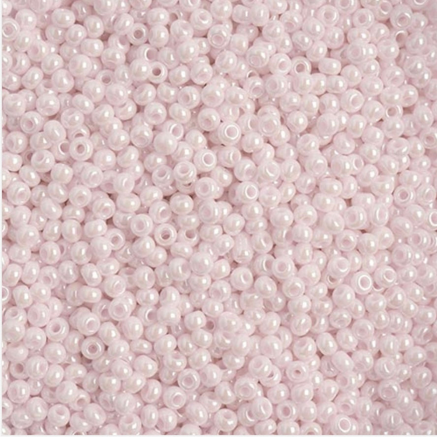 10/0 Preciosa Seed Beads Opaque Natural Pink Luster