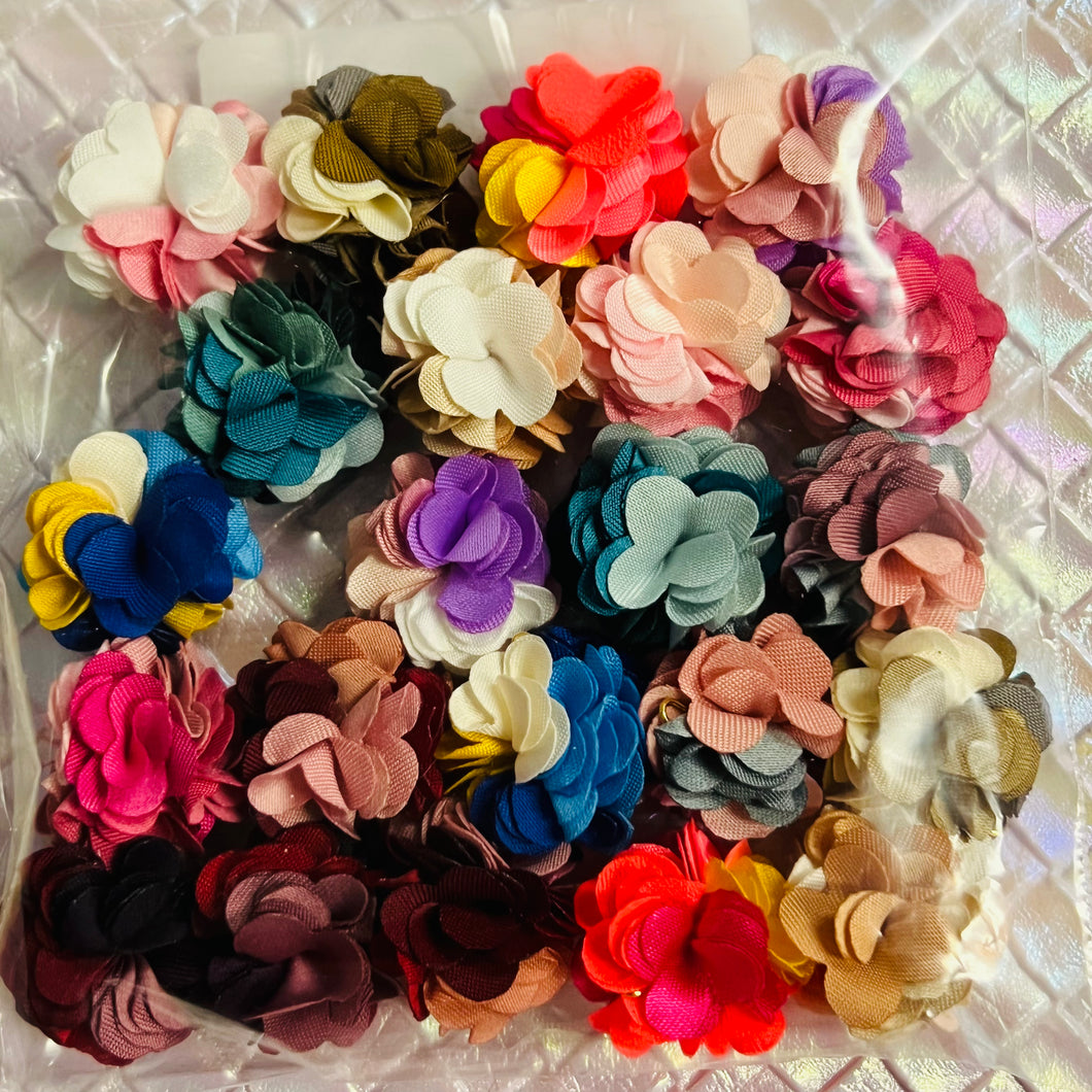 Flower Petal Tassels, 11 Pairs/Set